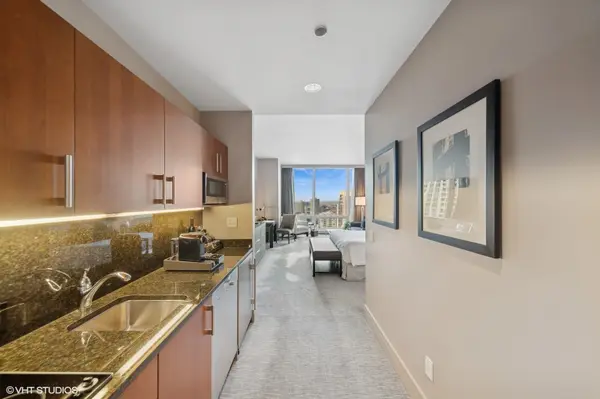 401 N Wabash AVE #2318, Chicago, IL 60611
