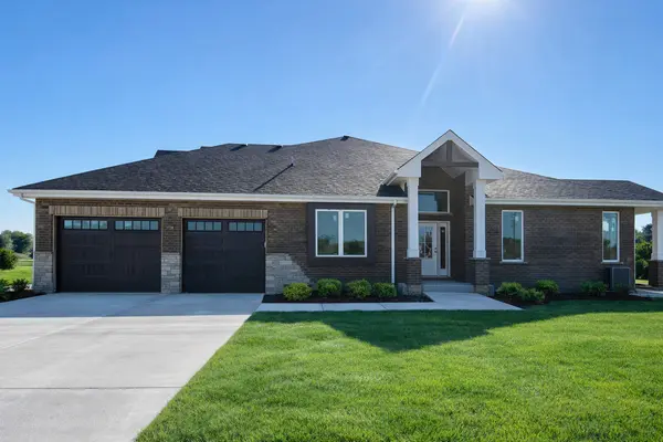 11685 Misty Creek LN, Frankfort, IL 60423