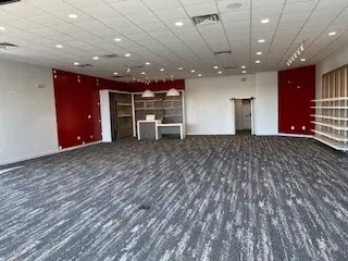 2211 Sycamore RD, Dekalb, IL 60115