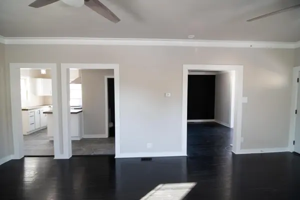 860 State Line RD, Calumet City, IL 60409