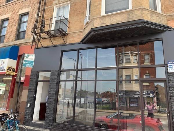 2003 W Cermak RD, Chicago, IL 60608