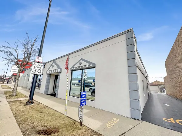 5037 N Harlem AVE, Chicago, IL 60656