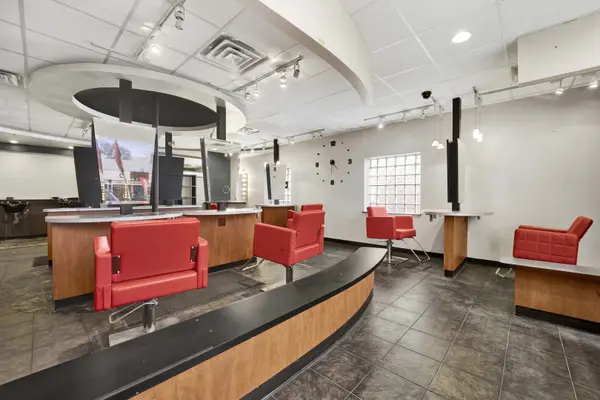 5037 N Harlem AVE, Chicago, IL 60656
