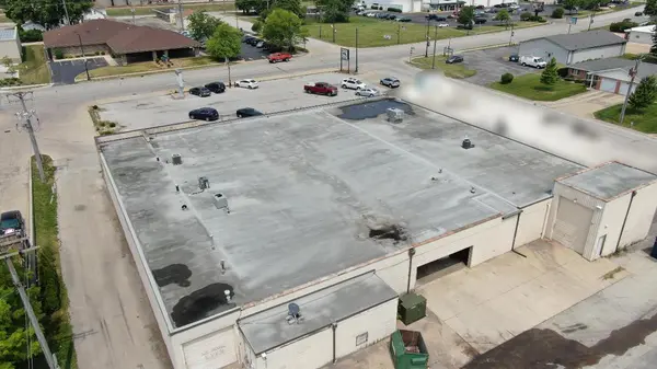 350 N Locust ST #E, Manteno, IL 60950