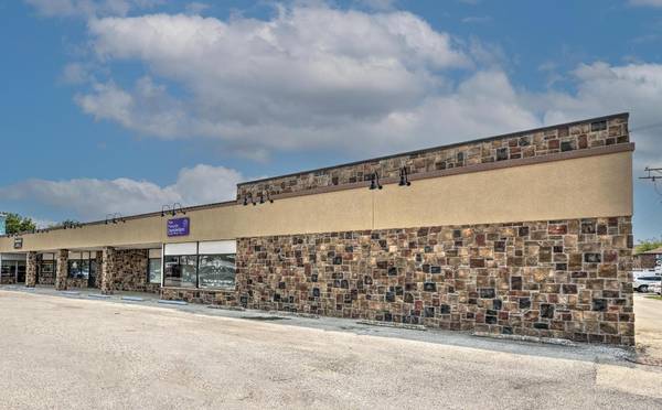 350 N Locust ST #F, Manteno, IL 60950