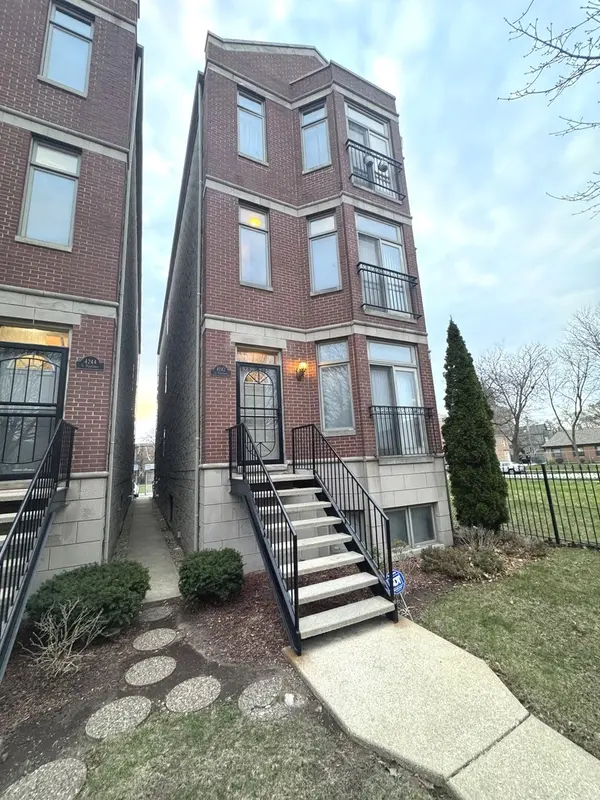 4242 S Vincennes AVE #2, Chicago, IL 60653