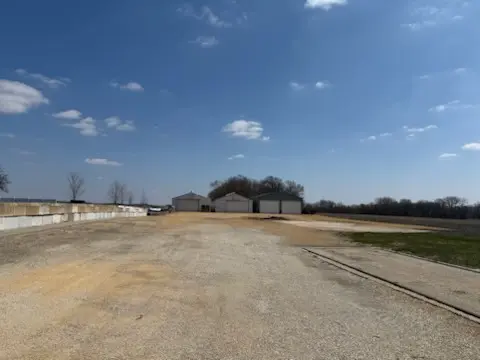 904 Walton RD, Dixon, IL 61021