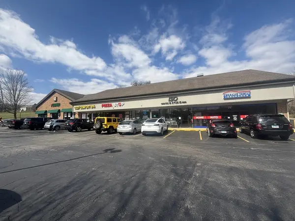 270-296 Cary Algonquin AVE, Cary, IL 60013