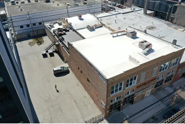 1375 W Lake ST, Chicago, IL 60607