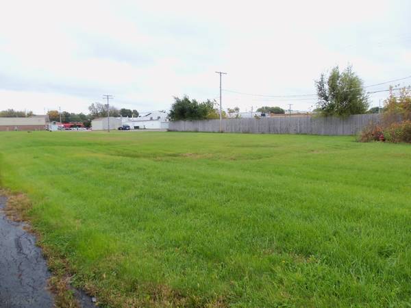 Lot 1 Commercial DR, Morris, IL 60450