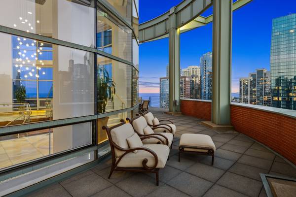 415 E North Water ST #3205, Chicago, IL 60611