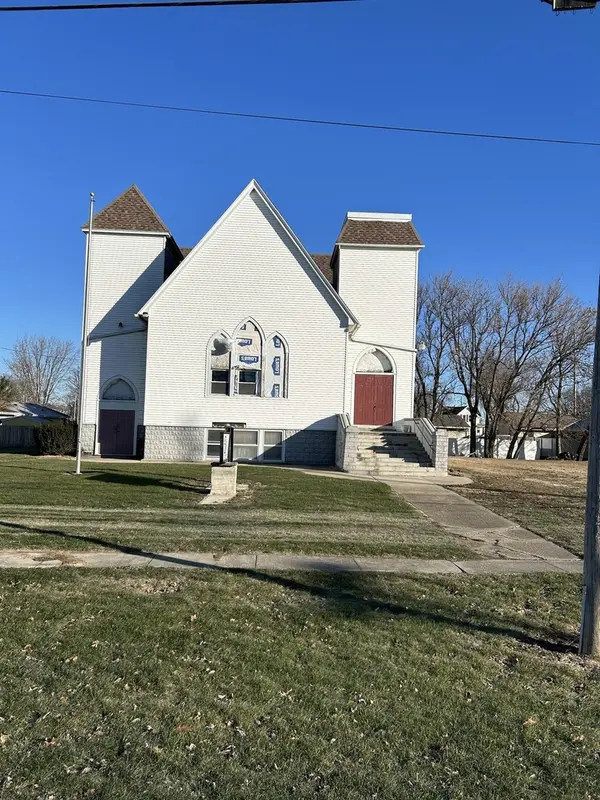175 E 3rd AVE, Clifton, IL 60927
