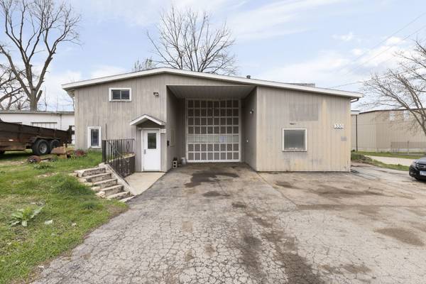 330 E Winslow ST, Freeport, IL 61032
