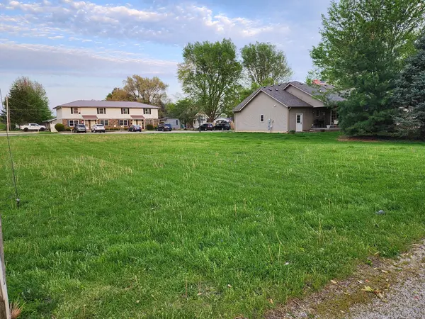 515 Oglesby AVE, Lincoln, IL 62656