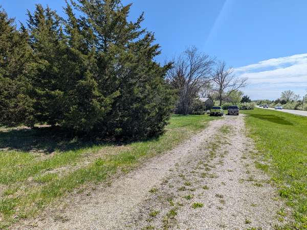 DOR1701B Henning RD, Danville, IL 61834
