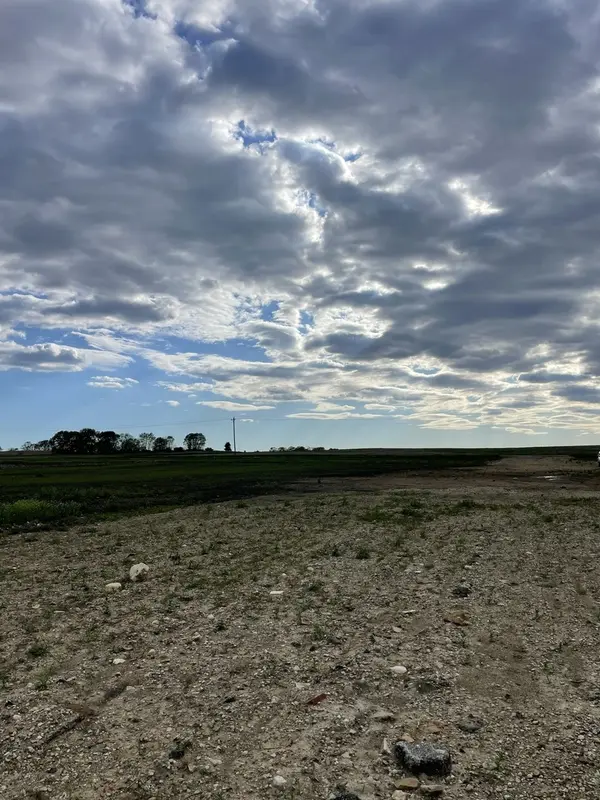 14900 County Line RD, Newark, IL 60541