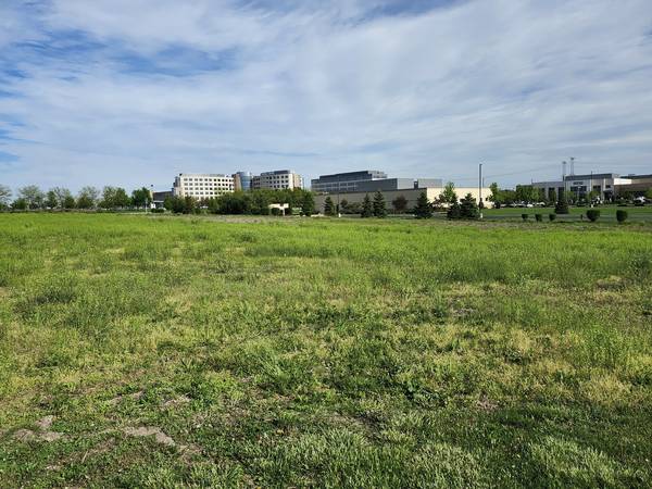 1999 Silver Cross BLVD E, New Lenox, IL 60451