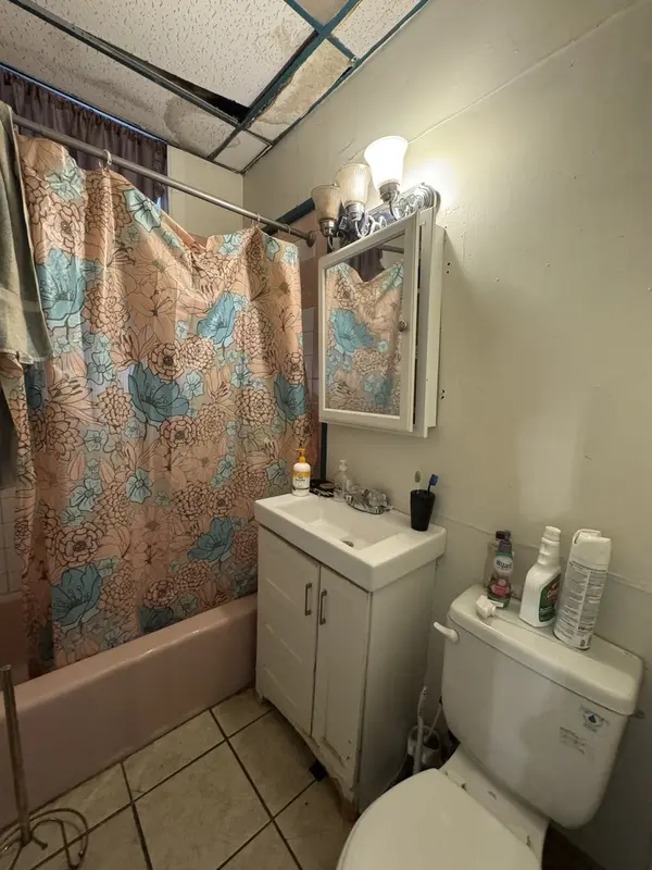 33 S Mayfield AVE, Chicago, IL 60644