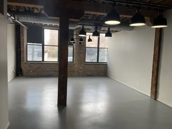 348 N Ashland AVE, Chicago, IL 60607