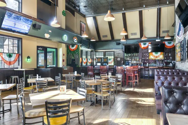 180 N Smith ST, Palatine, IL 60067