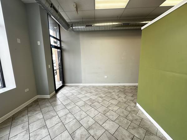 1952 N Pulaski RD, Chicago, IL 60639