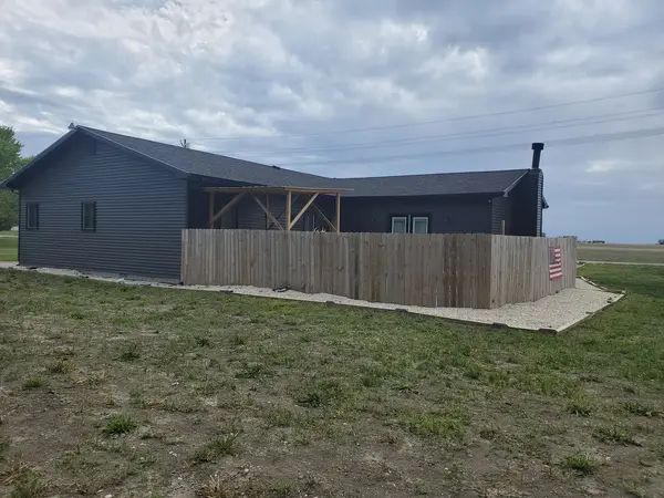 507 N Secor ST, Gilman, IL 60938