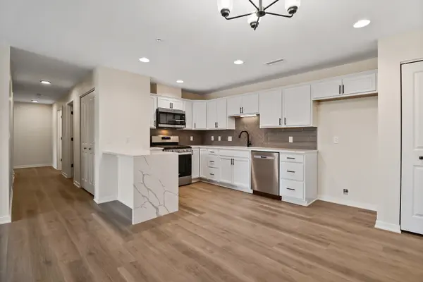 2034 W 75th PL #32, Merrillville, IN 46410