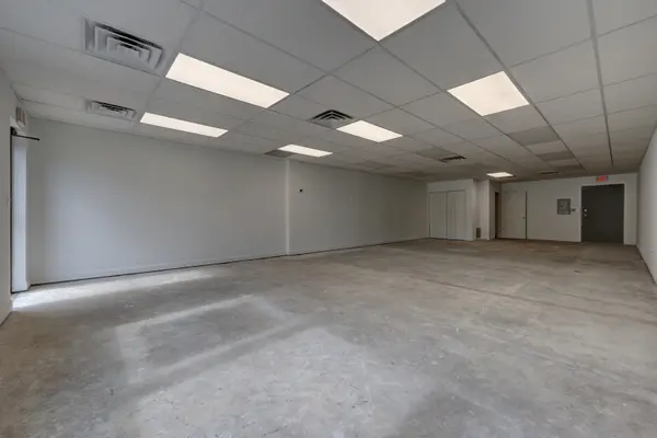 369 N WOOD DALE RD, Wood Dale, IL 60191