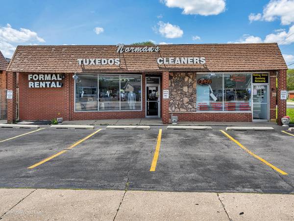 17702 Oak Park AVE, Tinley Park, IL 60477