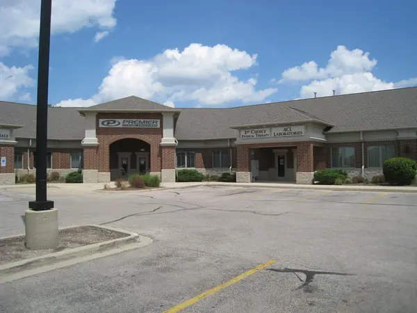 1455 Merchant DR, Algonquin, IL 60102