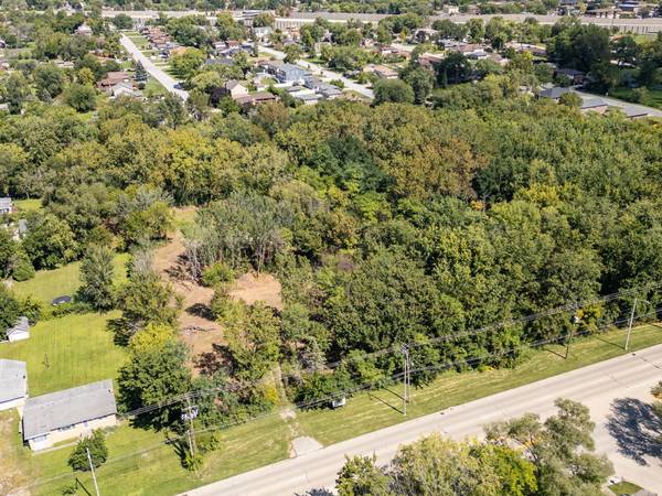 8400 W 87th ST, Hickory Hills, IL 60457