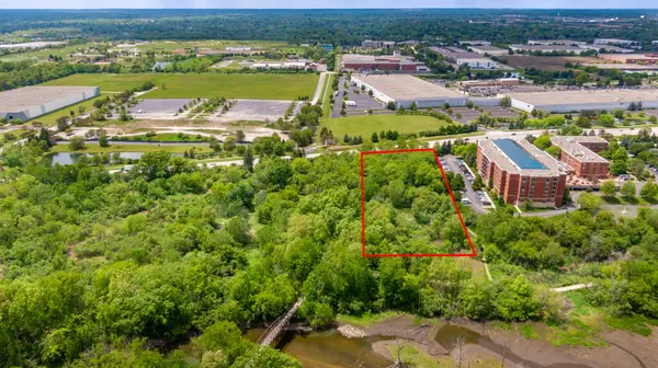 25043 N Il Route 21, Vernon Hills, IL 60061