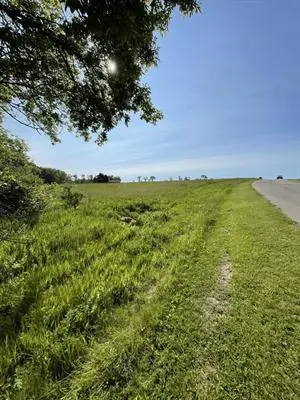 24-8 Hidden Ranch DR, Lanark, IL 61046