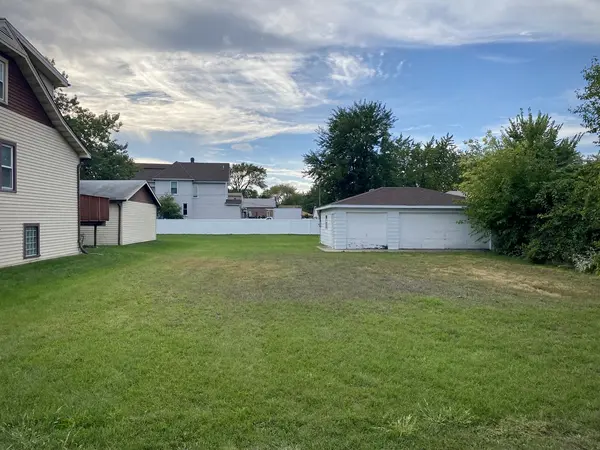 5626 East AVE, Countryside, IL 60525