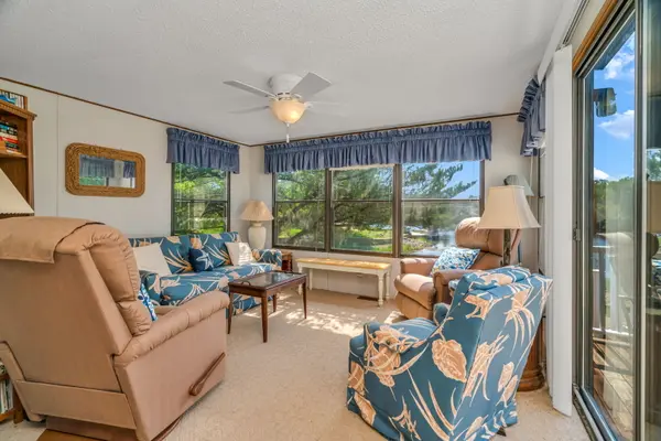 193 Tummytooth LN, Wilmington, IL 60481