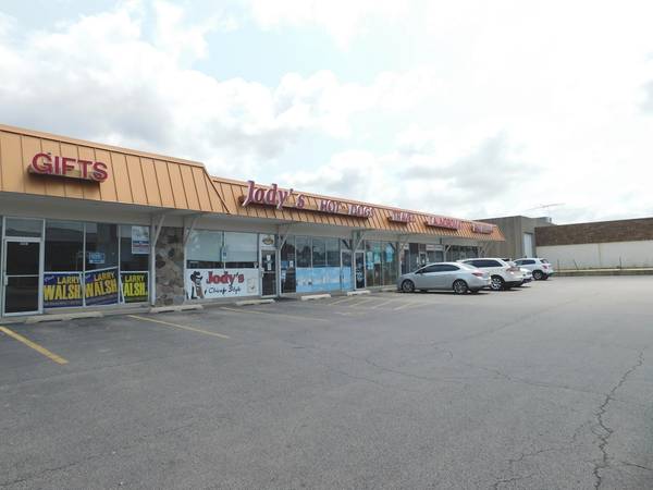 318 REPUBLIC AVE #318, Joliet, IL 60435