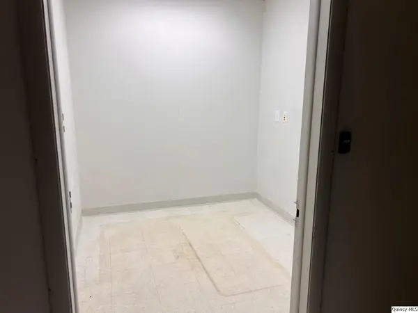 1112-1128 Broadway Suite C, Quincy, IL 62301