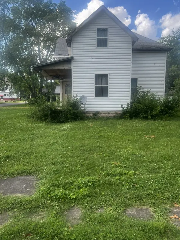 702 E Washington ST, Hoopeston, IL 60942