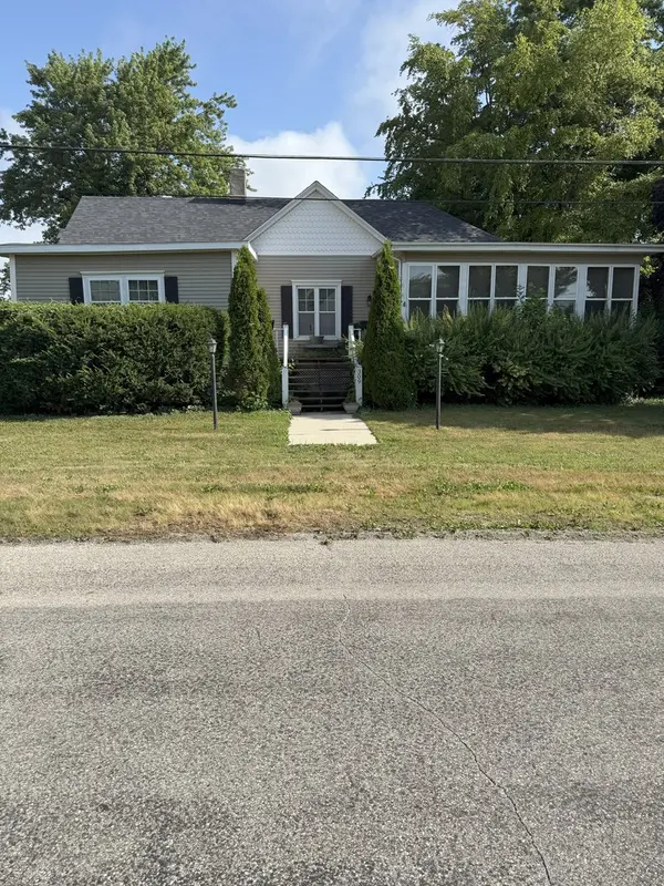 309 W Center ST,  Bellflower,  IL 61724