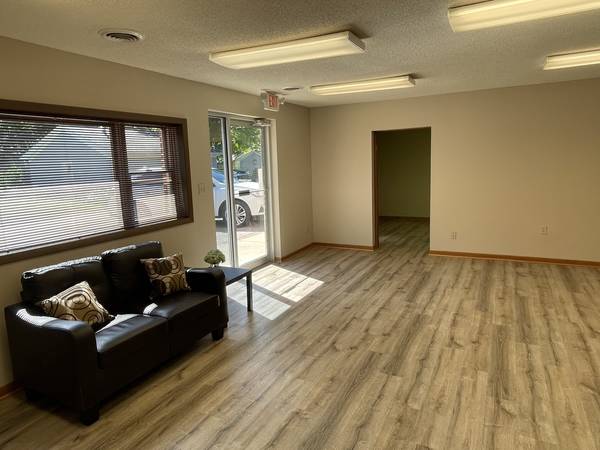 2002 Suite C E 5th ST, Sterling, IL 61081