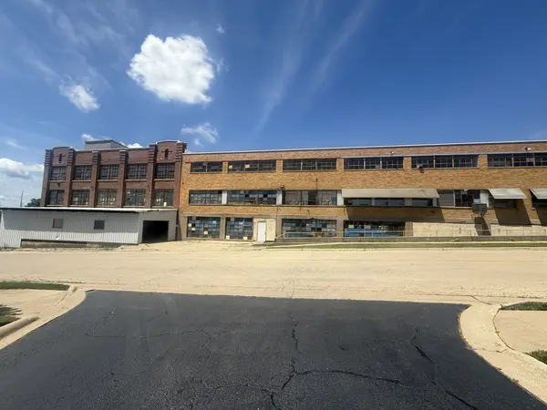 301 W 3rd ST, Sterling, IL 61081