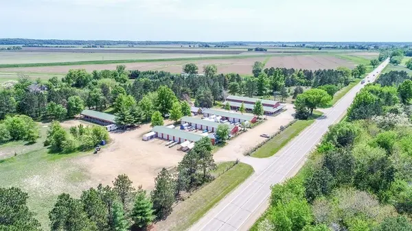 23148 Waller RD, Fulton, IL 61252