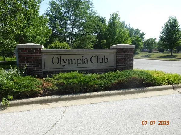 2908 Delphi CT, Olympia Fields, IL 60461