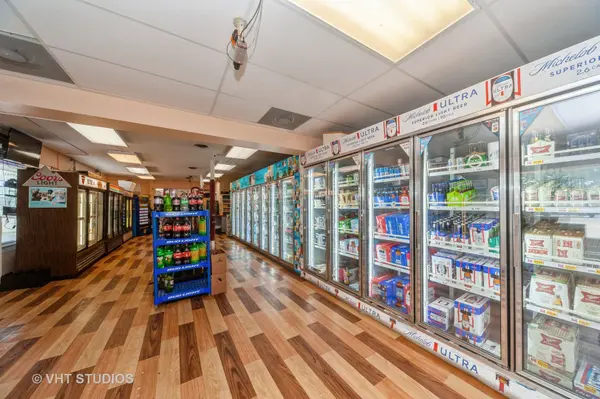 2864 Washington ST, Waukegan, IL 60085