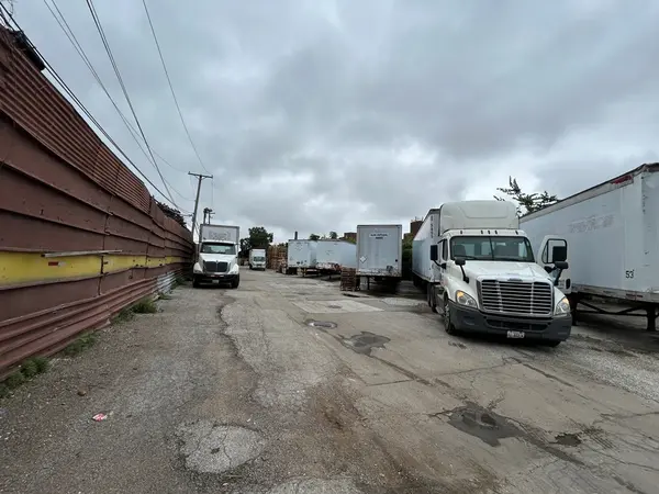 4600 W Armitage AVE, Chicago, IL 60639