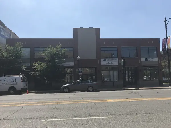 4323 W Irving Park RD, Chicago, IL 60641