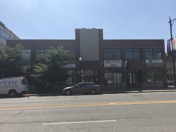 4323 W Irving Park RD, Chicago, IL 60641