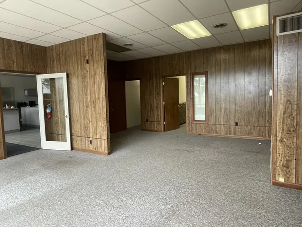 503 E 3rd ST, Sterling, IL 61081