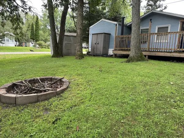 11-250 Woodhaven Lakes, Sublette, IL 61367