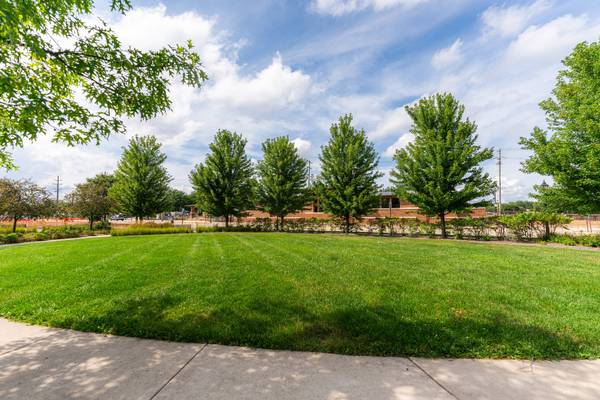 119 E Railroad AVE, Bartlett, IL 60103